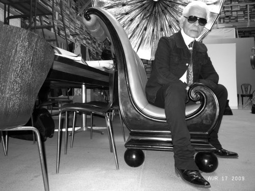Karl Lagerfeld at Studio 7L, Paris - one of Tempests favorite places. Photo by Olivier Zahm.
